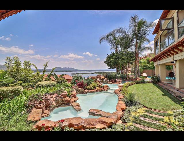 5 BEDROOM HOUSE SOLD IN BIRDWOOD ESTATE